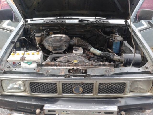 ขายนิสันเครื่องฝาขาว ดีเซล 2.5