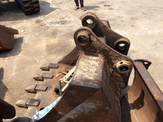 บุ้งกี๋ CAT E120B เก่านอกญี่ปุ่น ไม่เคยใช้ในไทย ราคา 30,000 บาท บุ้งกี๋ CAT E120B เก่านอกญี่ปุ่น ไม่เคยใช้ในไทย ราคา 30,000 บาท