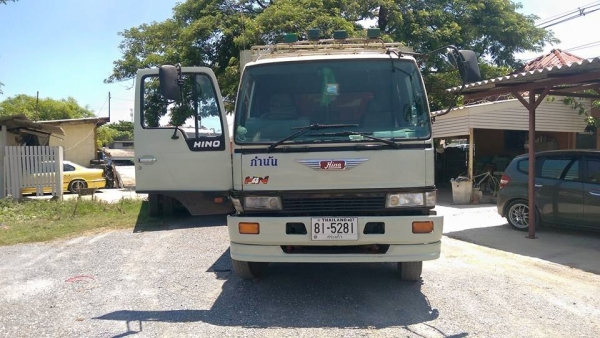 6 ล้อฮีโน่ เครื่อง 168 แรง ยาว 5.50 เบรคจิฟฟี่ พร้อมใช้งานครับ ต่อรองได้