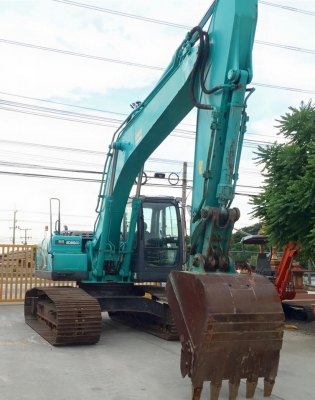 KOBELCO SK200-8 รถเก่านำเข้าจากญี่ปุ่นไม่เคยใช้งานในไทย  เอกสารอินวอยใบแจ้งจำหน่าย  ชั่วโมง : 5,934 ซีเรียล : YN11-48851 ปี : 2007 เครื่อง : JO5ETA ปั้ม : K3V112 ตัวเดิน : YN11KOBELCO ระบบไฟฟ้า ครบวงจร ใบแทรคยาว : 80ซม/46ข้อ  ราคา 2,550,000 บาท (ราคาต่อรอ