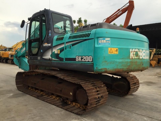 KOBELCO SK200-8 รถเก่านำเข้าจากญี่ปุ่นไม่เคยใช้งานในไทย  เอกสารอินวอยใบแจ้งจำหน่าย  ชั่วโมง : 5,934 ซีเรียล : YN11-48851 ปี : 2007 เครื่อง : JO5ETA ปั้ม : K3V112 ตัวเดิน : YN11KOBELCO ระบบไฟฟ้า ครบวงจร ใบแทรคยาว : 80ซม/46ข้อ  ราคา 2,550,000 บาท (ราคาต่อรอ