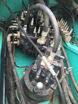 KOBELCO SK200-8 รถเก่านำเข้าจากญี่ปุ่นไม่เคยใช้งานในไทย  เอกสารอินวอยใบแจ้งจำหน่าย  ชั่วโมง : 5,934 ซีเรียล : YN11-48851 ปี : 2007 เครื่อง : JO5ETA ปั้ม : K3V112 ตัวเดิน : YN11KOBELCO ระบบไฟฟ้า ครบวงจร ใบแทรคยาว : 80ซม/46ข้อ  ราคา 2,550,000 บาท (ราคาต่อรอ