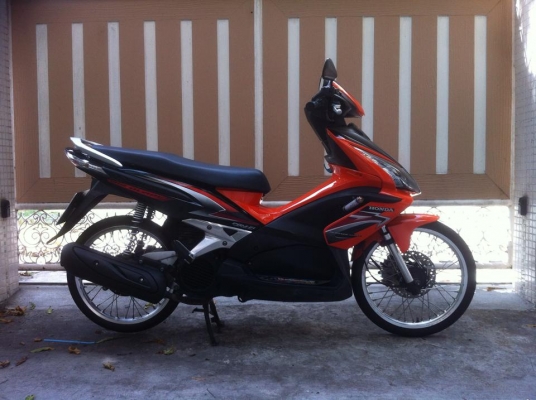 ขออนุญาติขาย HONADA AIRBLADE 110 ล้อ D.I.D JAPAN  โอนฟรีครับ
