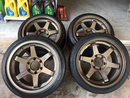 เเม็กมือสอง TE37 ก้านตรง ขอบ186รู139 กว้าง9.5/10.5พร้อมยาง235/40/18,265/35/18 ปี14