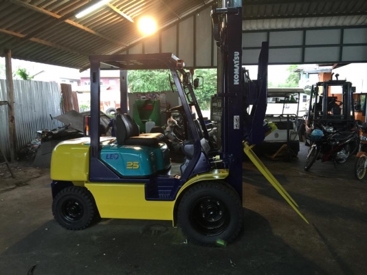 ฟอล์คลิฟต์ 2.5 ตัน KOMATSU FD25T-12 เสา 4 เมตร งากระดก ฟอล์คลิฟต์ 2.5 ตัน KOMATSU FD25T-12 เสา 4 เมตร งากระดก