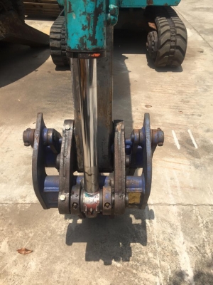 KUBOTA KH60 พร้อมหัวคีบ รถเก่านำเข้าจากญี่ปุ่นไม่เคยใช้งานในไทย สภาพพร้อมลุยงาน พร้อมเอกสารใบอินวอย ซีเรียล : 10312 ตัวเดิน : 3V18 (ตัวเดินรถเกี่ยวมอเตอร์งอ) เครื่องยนต์ : KUBOTA 3 สูบ 3VT(3สูบ) ปั้ม : เฟือง 3 ตอน คอลโทรล ยาวคันชัก ข้อโซ่ 76 ราคา : 180 KUBOTA KH60 พร้อมหัวคีบ รถเก่านำเข้าจากญี่ปุ่นไม่เคยใช้งานในไทย สภาพพร้อมลุยงาน พร้อมเอกสารใบอินวอย ซีเรียล : 10312 ตัวเดิน : 3V18 (ตัวเดินรถเกี่ยวมอเตอร์งอ) เครื่องยนต์ : KUBOTA 3 สูบ 3VT(3สูบ) ปั้ม : เฟือง 3 ตอน คอลโทรล ยาวคันชัก ข้อโซ่ 76 ราคา : 180