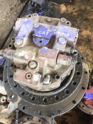 ตัวเดินพร้อมมอเตอร์ cat 330 เก่านอก ราคา 130,000 บาท เก่านอก รับประกันมอเตอร์