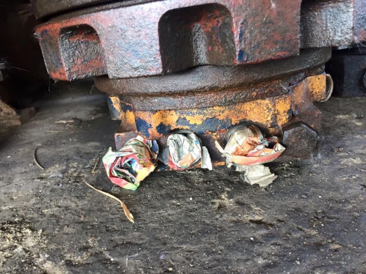 ตัวเดิน pc60-5 เก่านอก  ราคา 50,000 บาท   รับประกัน