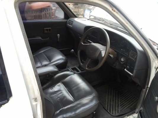 โตโยต้า ไมตี้เอ็กซ์ สภาพดีพร้อมใช้งานแบบครอบครัว