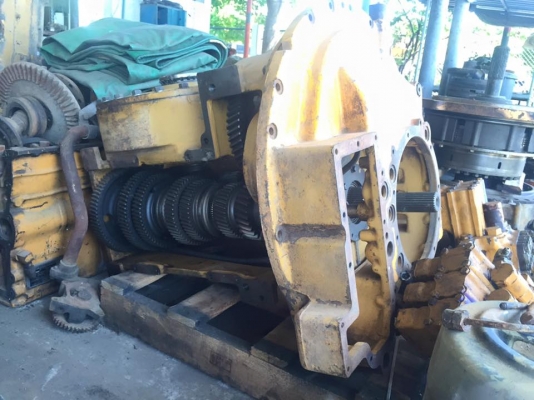 เกียร์ทั้งชุดD5H  ราคา 100,000 บาท