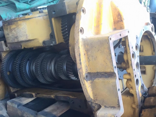 เกียร์ทั้งชุดD5H  ราคา 100,000 บาท