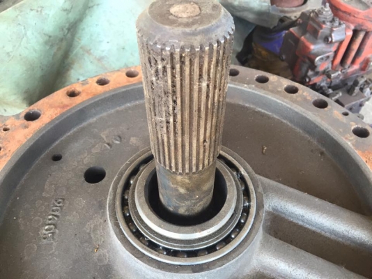 สเตอร์ริ่ง D5H ใช้ในไทยแล้ว  ราคาก้อนละ 30,000 บาท  เช็คของดูได้