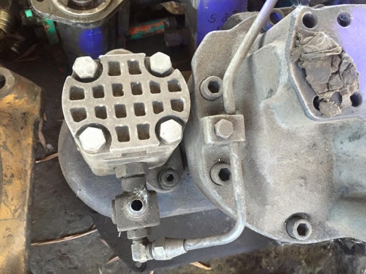 ปั๊มไฮดรอลิก ex200-2 เก่านอก  ราคา 80,000 บาท