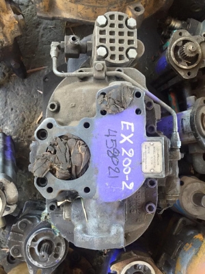 ปั๊มไฮดรอลิก ex200-2 เก่านอก  ราคา 80,000 บาท