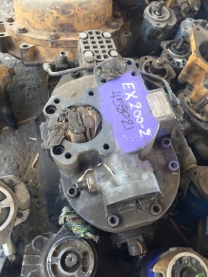 ปั๊มไฮดรอลิก ex200-2 เก่านอก  ราคา 80,000 บาท