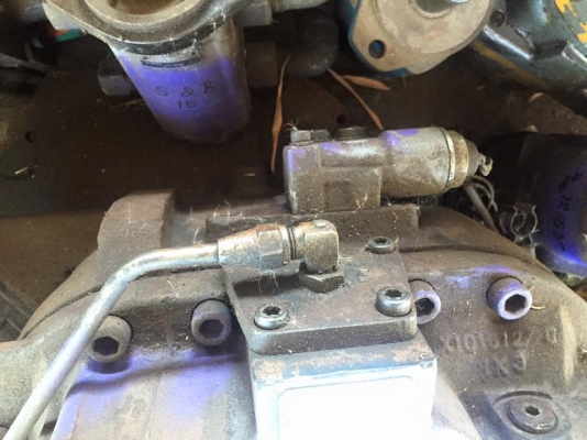 ปั๊มไฮดรอลิก ex200-2 เก่านอก  ราคา 80,000 บาท