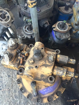 มอเตอร์สวิง cat320   ราคา 70,000 บาท