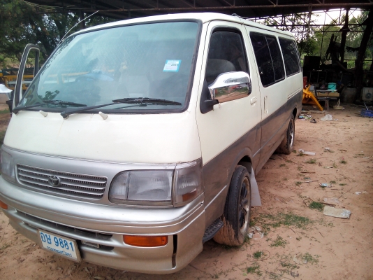 รถตู้โตโยต้าปี40