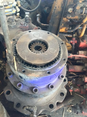 โป๊ะสวิง ex120-2 เก่านอก  ราคา 50,000 บาท   ไม่มีมอเตอร์