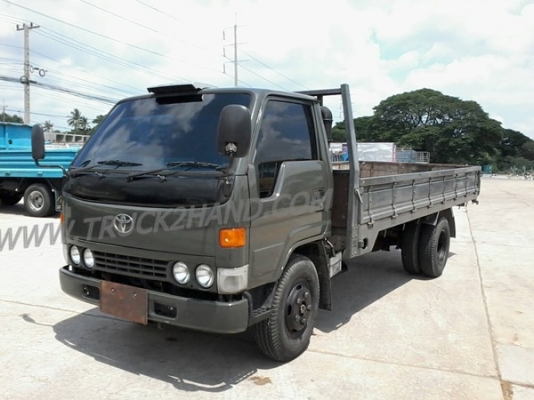 รถบรรทุก 6 ล้อ TOYOTA กระบะบรรทุก รุ่น BU141R TKMQS(W) 115 แรงม้า ปีจดทะเบียน 2558