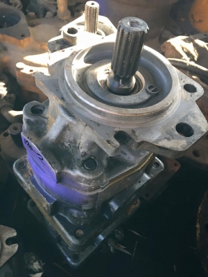 ปั๊มไฮดรอลิก pc120-2 เก่าใน  ราคา 40,000 บาท  รับประกัน