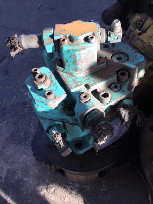 ปั๊มไฮดรอลิก sk60-5 เก่านอก  ราคา 70,000 บาท  รับประกัน