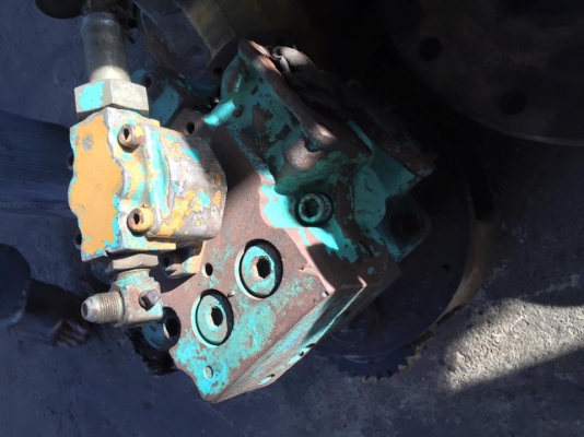 ปั๊มไฮดรอลิก sk60-5 เก่านอก  ราคา 70,000 บาท  รับประกัน