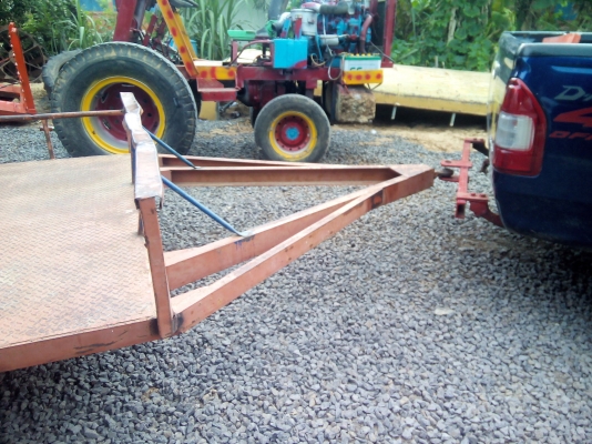 28000บาทลดสุดๆไปเลย เทนเลอร์4ล้อ พร้อมบันไดขึ้น ขนรถเกี่ยวรถแม็คโค