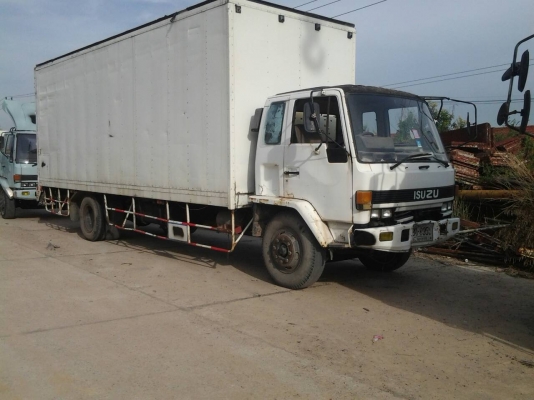 ขาย 6 ล้อ ISUZU ROCKY ยาว 7 เมตร 175 แรง