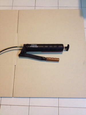 ขายกระบอกอัดจารบี