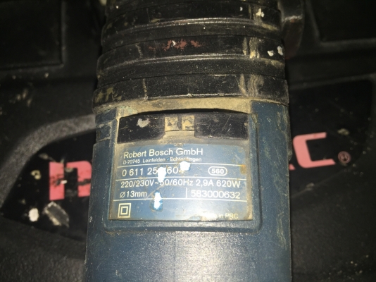 ขายสว่านโรตารี่เจาะกระแทกปูนยี่ห้อBoschรุ่นGBH2-22Eราคาไม่แพงพร้อมใช้งานได้ดีครับ