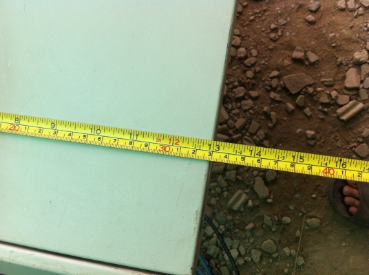 ตู้โหลดไฟฟ้า bticino ขนาด สูง 64 ซม. กว้าง 33 มีเมนเบรคเกอร์ควบคุมขนาด 100 A.