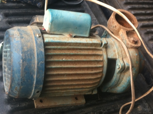 ปั๊มน้ำ  CLINTON  ขนาด 2 นิ้ว 2 แรงม้า ได้ปริมาณน้ำสูงสุดที่ 340 ลิตรต่อนาที