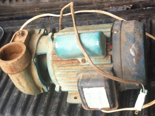 ปั๊มน้ำ  CLINTON  ขนาด 2 นิ้ว 2 แรงม้า ได้ปริมาณน้ำสูงสุดที่ 340 ลิตรต่อนาที