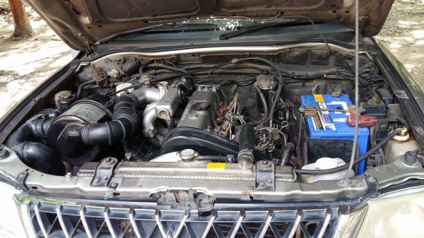 ขายสตาร์ด้าตอนครึ่งปี2002/2.5/เพาเวอร/กระจกมือหมุนเครื่องดีขับดีทะเบียนไม่ขาดเล่มพร้อม((จัดไฟแนนให้ได้คับ))