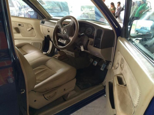 ขาย ฟรอนเทียร์ YD25 ปี49 พร้อมลุย ครับ