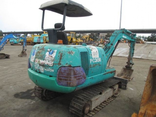 ขายรถขุดkomatsu    pc25 ปั้มแรงมาก ลองมาแล้ว