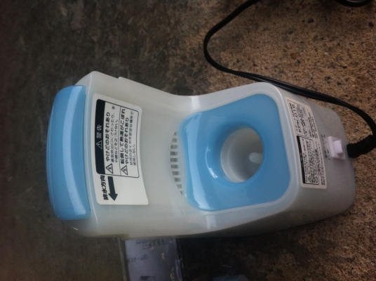 เครื่องเพิ่มความชื่นในอากาศ YAMAZEN แบบไม่ผ่านการแตกตัวด้วยความร้อน ช่วยให้ห้องไม่แห้งไม่อึดอัด