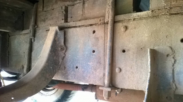 ขายเทนเลอร์ 10 ล้อ หัวยาว 2 เพลา ช่วงล่างใหญ่จัมโบ้ เครื่อง EH700 168 แรงม้า คัสซีสวยตลอดเส้น สโลว์เกียร์กลาง ทะเบียนครบพร้อมโอน ราคาต่อรองได้ครับ