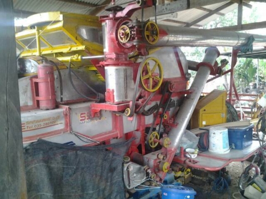 ขายรถเกี่ยวข้าวศักดิ์พัฒนาติดเทอร์โบ ตัวเดิน 10 พิเศษจากโรงงาน รุ่น SS-50 ราคา 850000 ต่อรองได้ โทร 0881350336