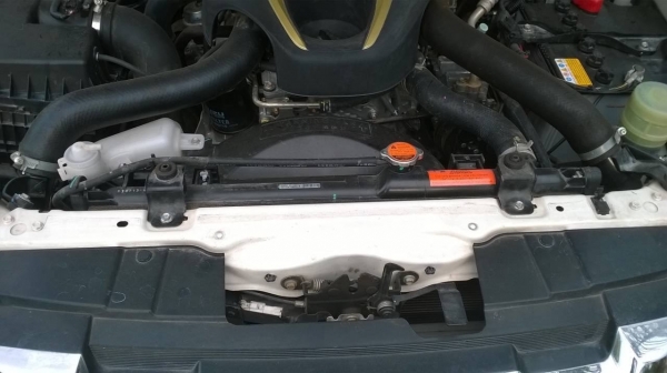 ขาย ISUZU DMAX 4 ประตู เครื่อง 2500 Hi-Lander ปี 57 ตัวทอป เกียร์ออโต้ วิ่งแค่ 40,000 กม. ราคาคุยกันได้ครับ ขาย ISUZU DMAX 4 ประตู เครื่อง 2500 Hi-Lander ปี 57 ตัวทอป เกียร์ออโต้ วิ่งแค่ 40,000 กม. ราคาคุยกันได้ครับ