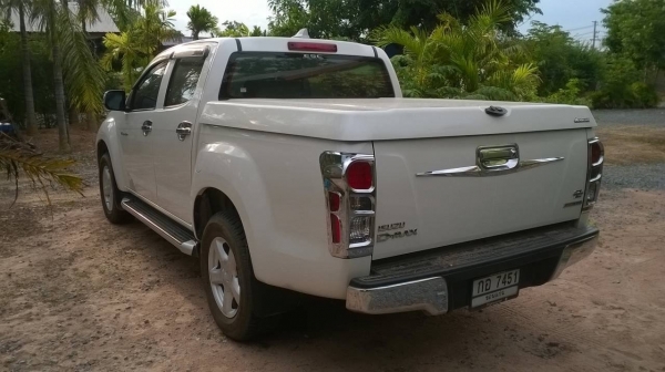 ขาย ISUZU DMAX 4 ประตู เครื่อง 2500 Hi-Lander ปี 57 ตัวทอป เกียร์ออโต้ วิ่งแค่ 40,000 กม. ราคาคุยกันได้ครับ ขาย ISUZU DMAX 4 ประตู เครื่อง 2500 Hi-Lander ปี 57 ตัวทอป เกียร์ออโต้ วิ่งแค่ 40,000 กม. ราคาคุยกันได้ครับ
