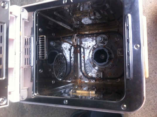 เครื่องทำขนมปั่งอัตโมมัติ HITACHI วัสดุเป็นสแตนเลส ตั้งแต่ผสมแป้ง ยีสต์ แล้วแต่สูตรขอแต่ละคนอีกที่