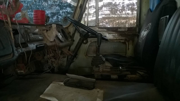 ฝากขาย 6 ล้อดั้ม KM310 วางเครื่อง EC100 130 แรงม้า สโลว์กลาง คัสซีสวยตลอดเส้น แต่งเกียร์สั้น พาวเวอร์ ยางสวยเต็ม ทะเบียนพร้อมโอน