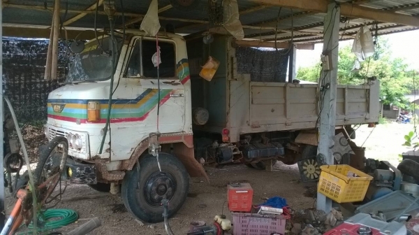 ฝากขาย 6 ล้อดั้ม KM310 วางเครื่อง EC100 130 แรงม้า สโลว์กลาง คัสซีสวยตลอดเส้น แต่งเกียร์สั้น พาวเวอร์ ยางสวยเต็ม ทะเบียนพร้อมโอน