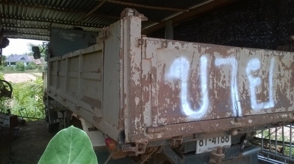 ฝากขาย 6 ล้อดั้ม KM310 วางเครื่อง EC100 130 แรงม้า สโลว์กลาง คัสซีสวยตลอดเส้น แต่งเกียร์สั้น พาวเวอร์ ยางสวยเต็ม ทะเบียนพร้อมโอน