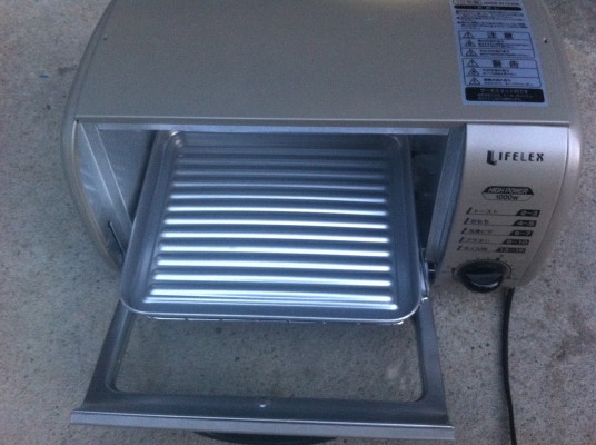 ตู้อบอาหารด้วยฮีตเตอร์ความร้อน LIFELEX ขนาด 1000 W. ของใหม่ยังไม่ได้ใช้งาน ตู้อบอาหารด้วยฮีตเตอร์ความร้อน LIFELEX ขนาด 1000 W. ของใหม่ยังไม่ได้ใช้งาน