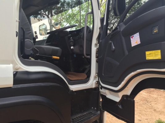 (จบแล้วครับ...ขอบคุณเฮียเดชา ระยอง)10 ล้อดั้ม 360 แรง ISUZU FXZ7778T-002864 รถปี 2555 มือเดียวป้ายแดง ซื้อสดจากห้าง ไมล์น้อย 86000 นิดๆ