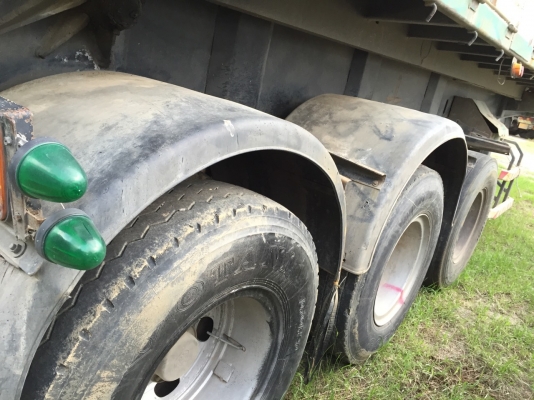 ขายหางเซมิดัมพ์สามมิตร 3 เพลาปี 2551 ยกล้อหลังได้ ราคา 650000