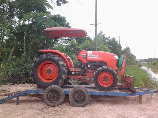 KUBOTA L4708 หาง4 ตราช้าง ใบดัน 1700ชั่วโมง  รถได้เดิมบางนางบวช